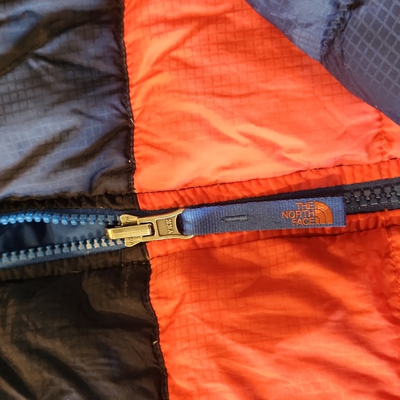 North face hooded winter coat -L 14/16 - Picture 7 of 12